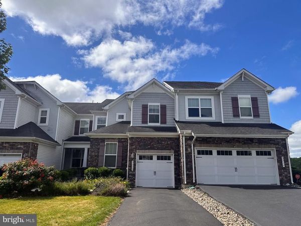 3209 KRISTA LANE, CHESTER SPRINGS, PA 19425