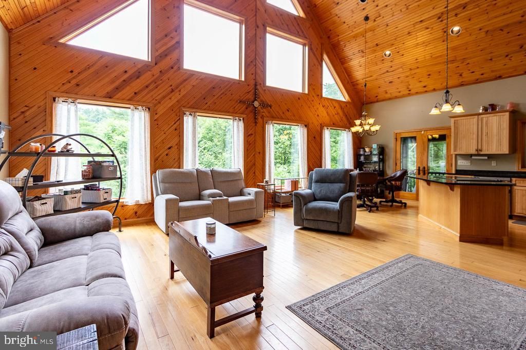 6882 HUNGRY HOLLOW ROAD, ALEXANDRIA, PA 16611