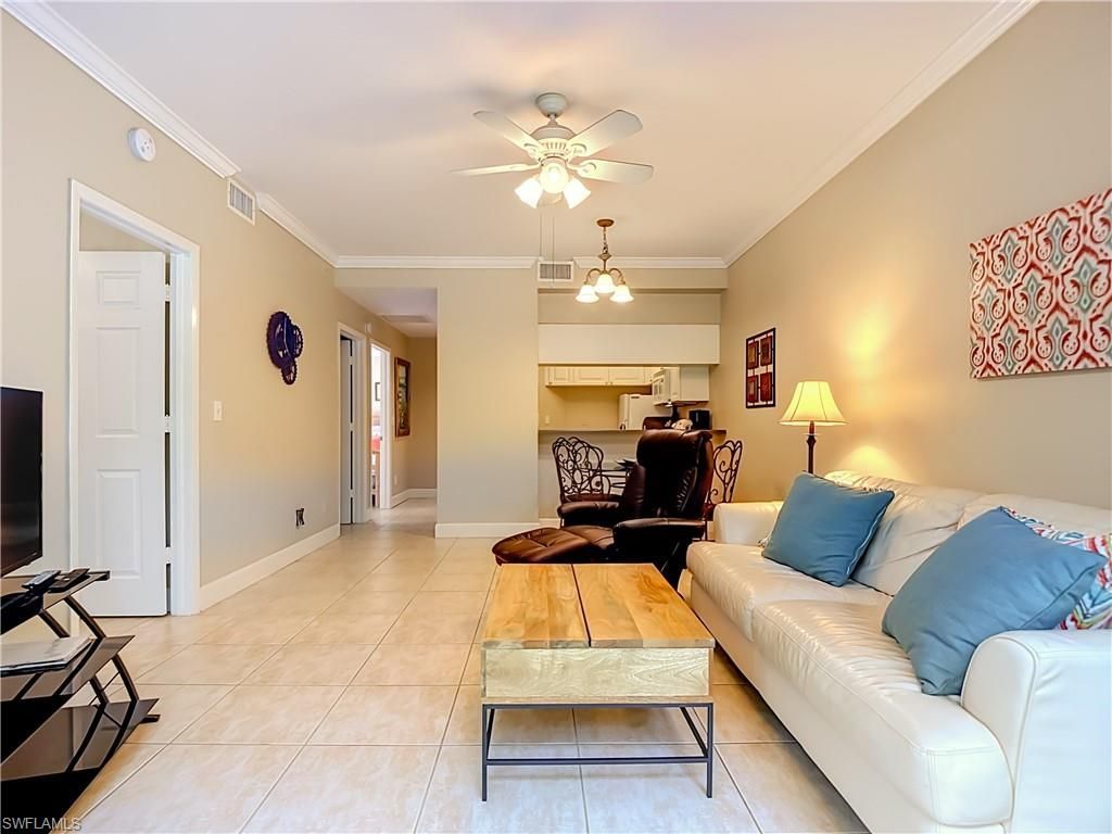 3323 Olympic Dr, Unit 716, Naples, FL 34105 Photo