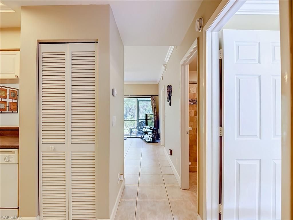 3323 Olympic Dr, Unit 716, Naples, FL 34105 Photo