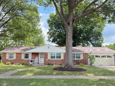 403 S Mckinley Avenue, Dover, OH 44622