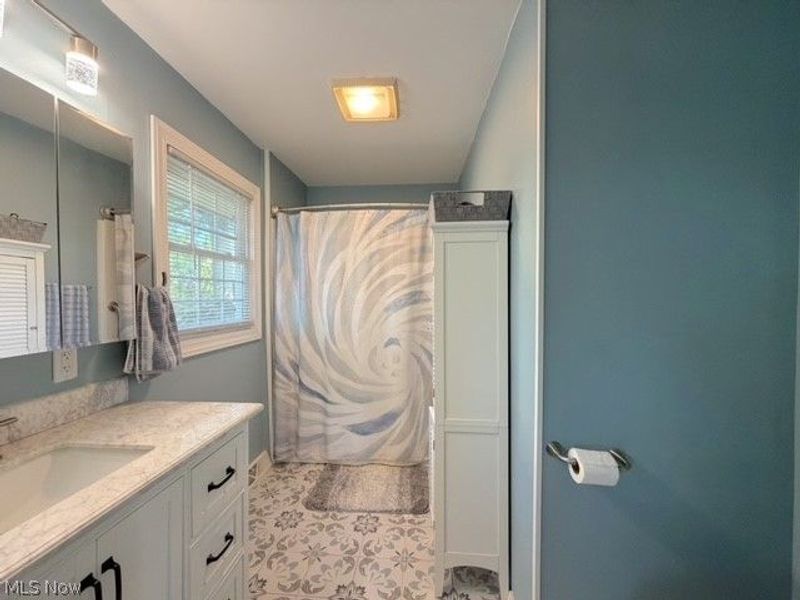403 S Mckinley Avenue, Dover, OH 44622 Photo 17