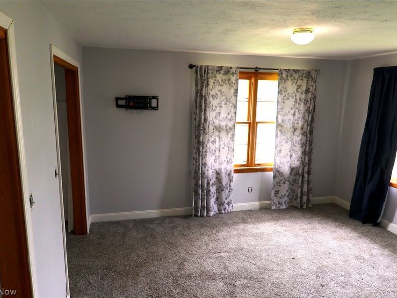 164 Sipple Avenue, Amherst, OH 44001 Photo 12