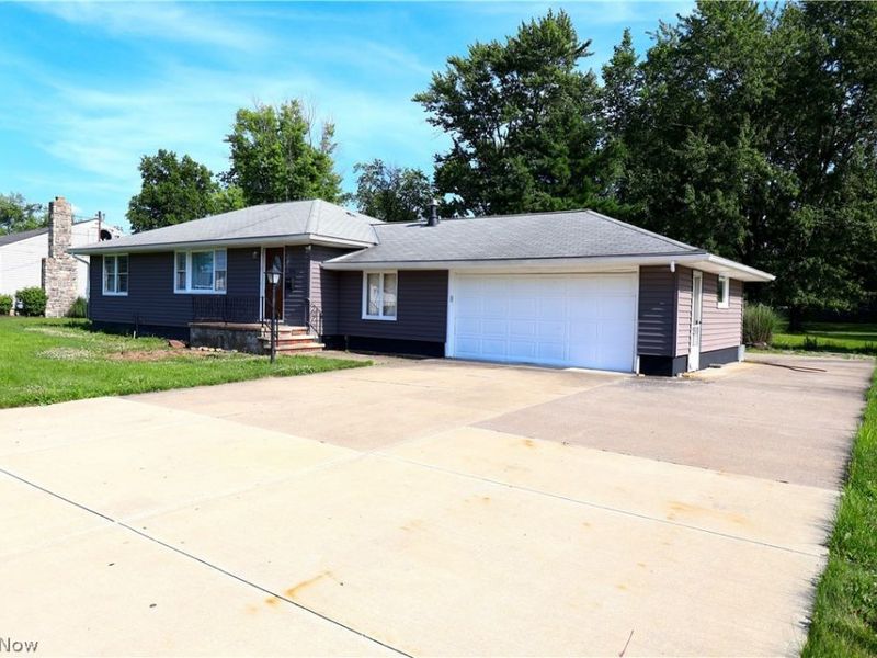 164 Sipple Avenue, Amherst, OH 44001 Photo 3