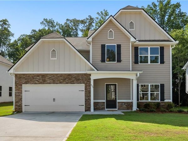 493 Charleston Place , Villa Rica, GA 30180