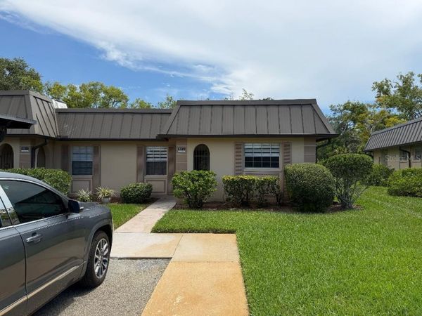 4142 HAMPTON DRIVE , Unit 4142, NEW PORT RICHEY, FL 34652