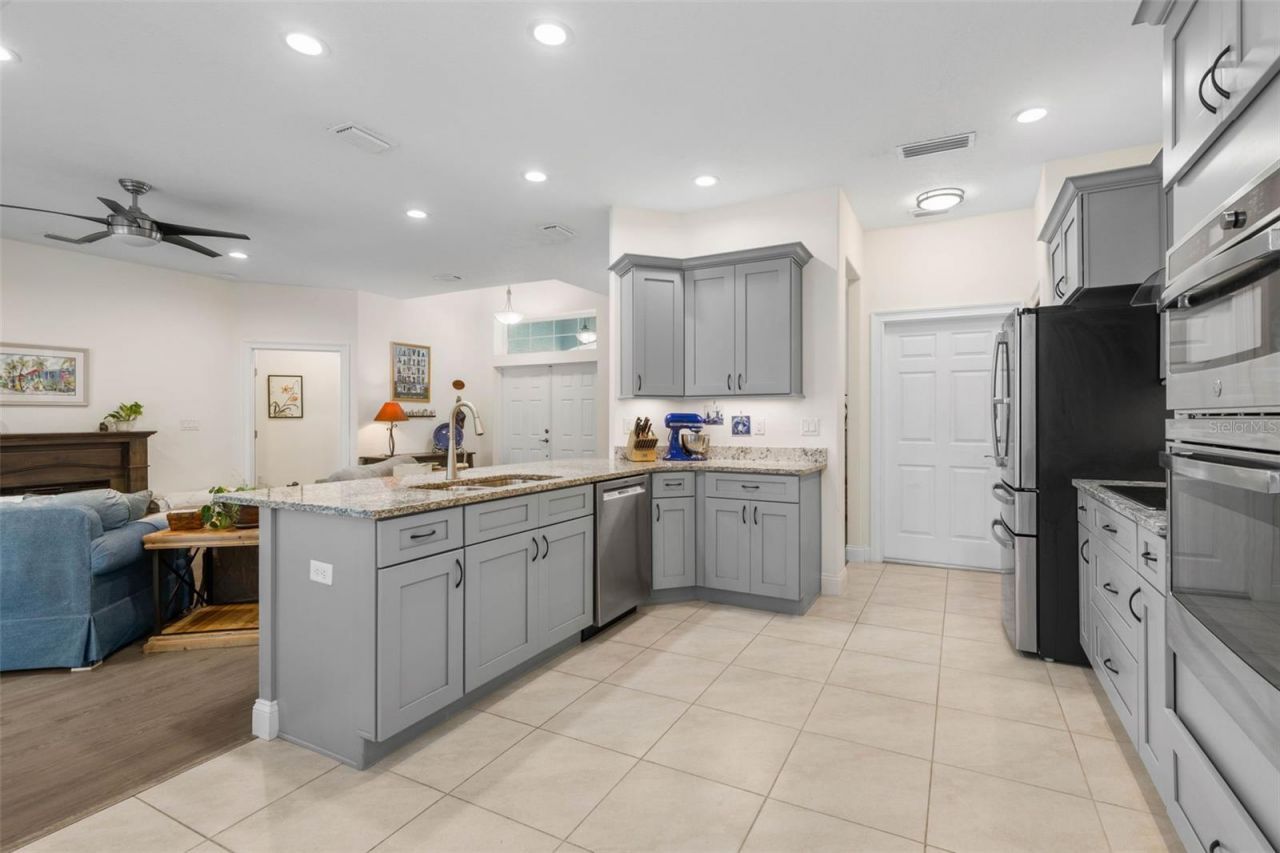 3 Leeds Place , Palm Coast, FL 32137 Photo