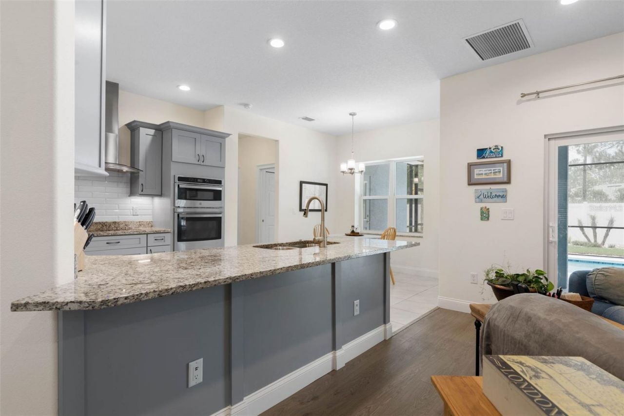 3 Leeds Place , Palm Coast, FL 32137 Photo