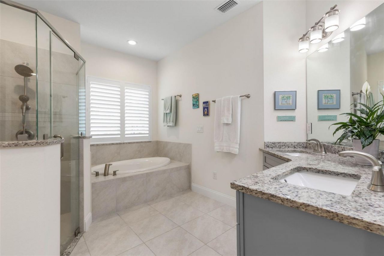 3 Leeds Place , Palm Coast, FL 32137 Photo