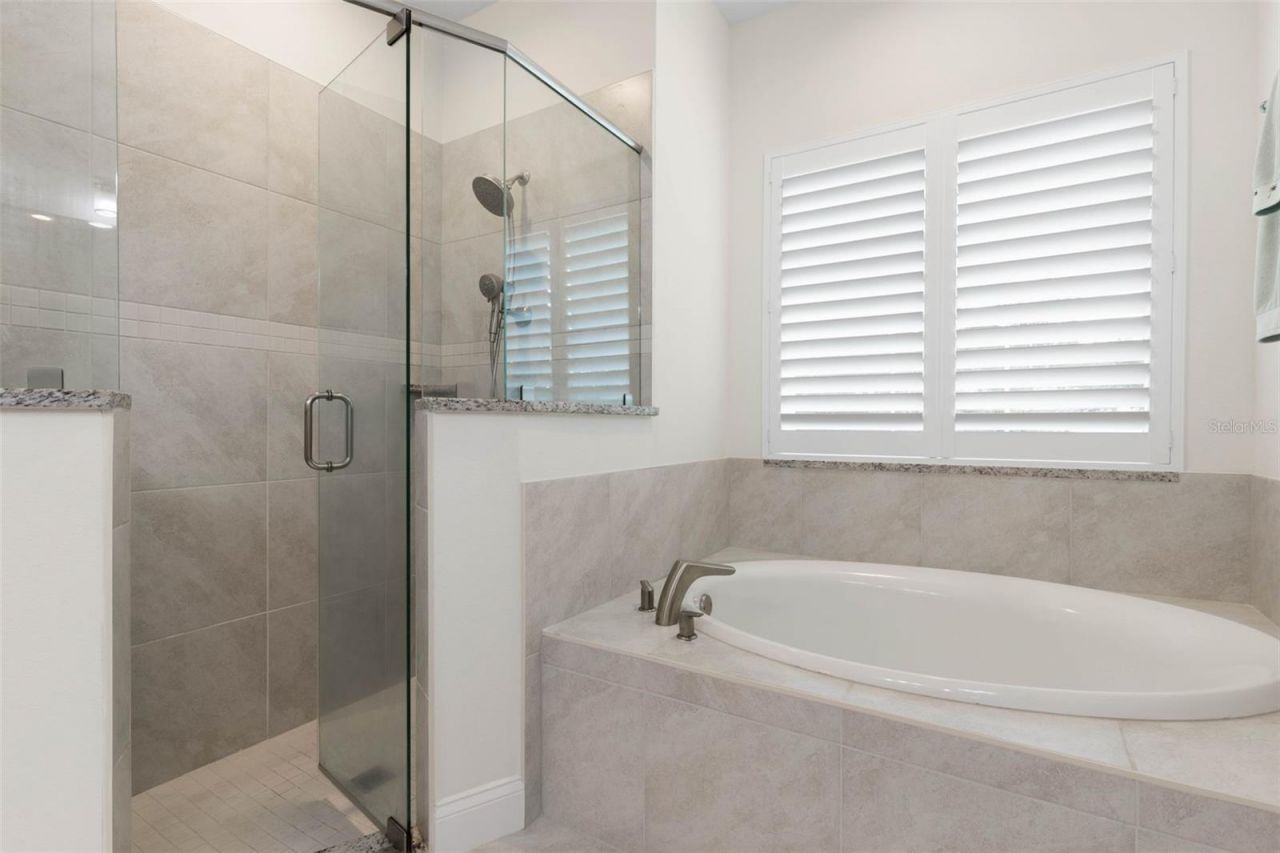 3 Leeds Place , Palm Coast, FL 32137 Photo
