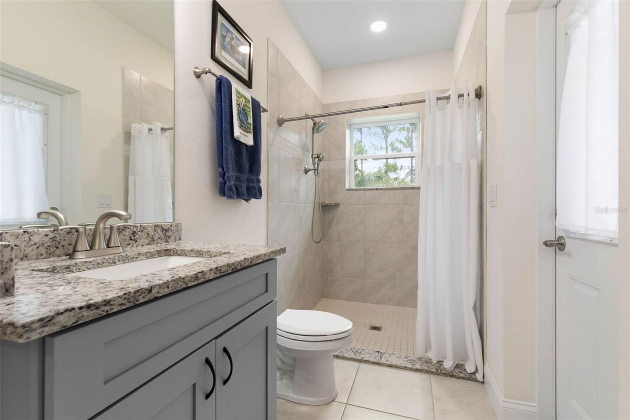 3 Leeds Place , Palm Coast, FL 32137 Photo