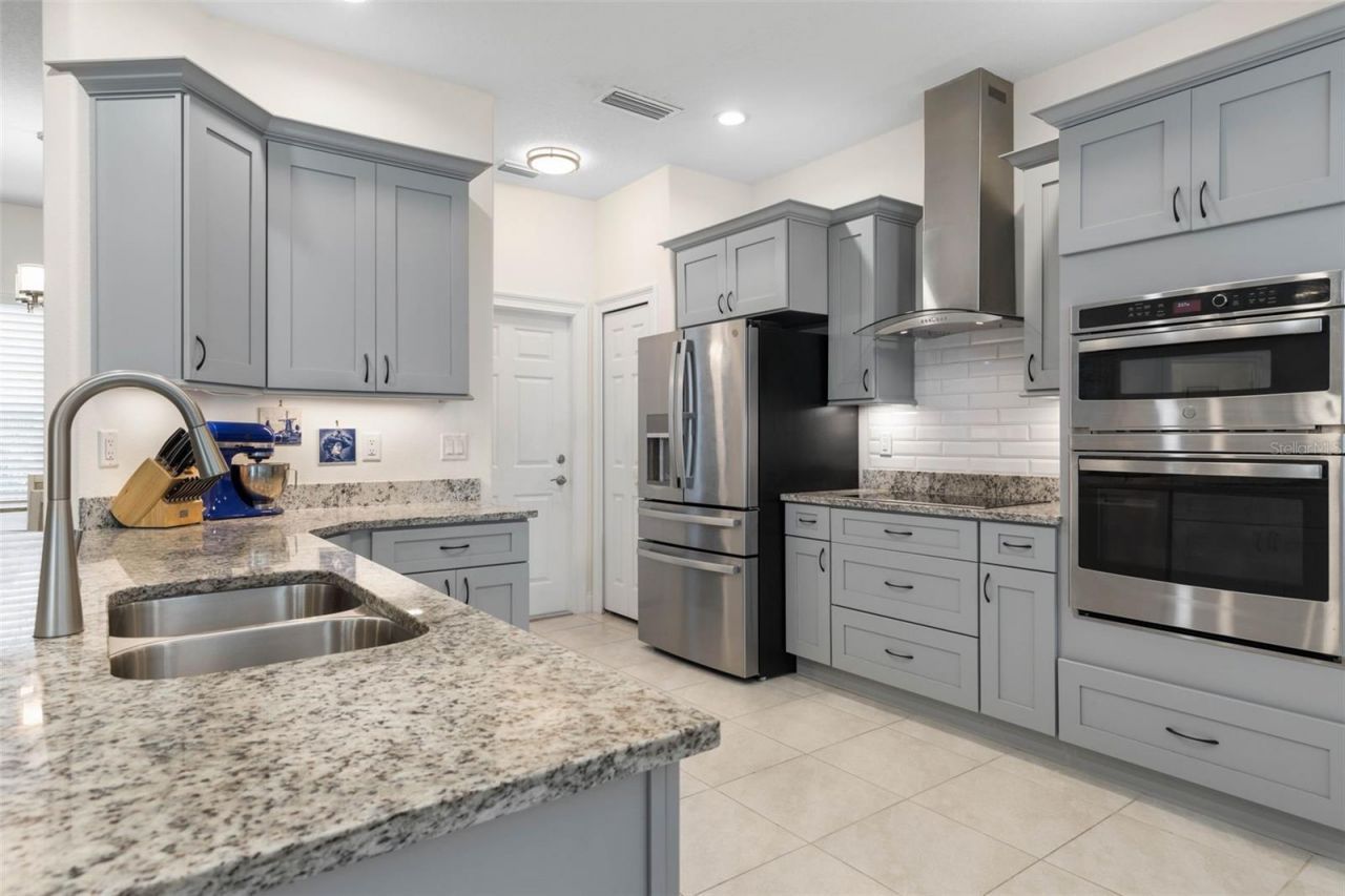 3 Leeds Place , Palm Coast, FL 32137 Photo