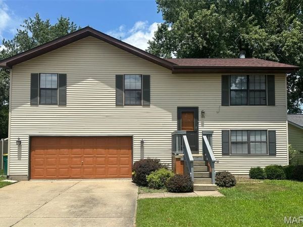 106 Center Grove Drive , O'Fallon, IL 62269