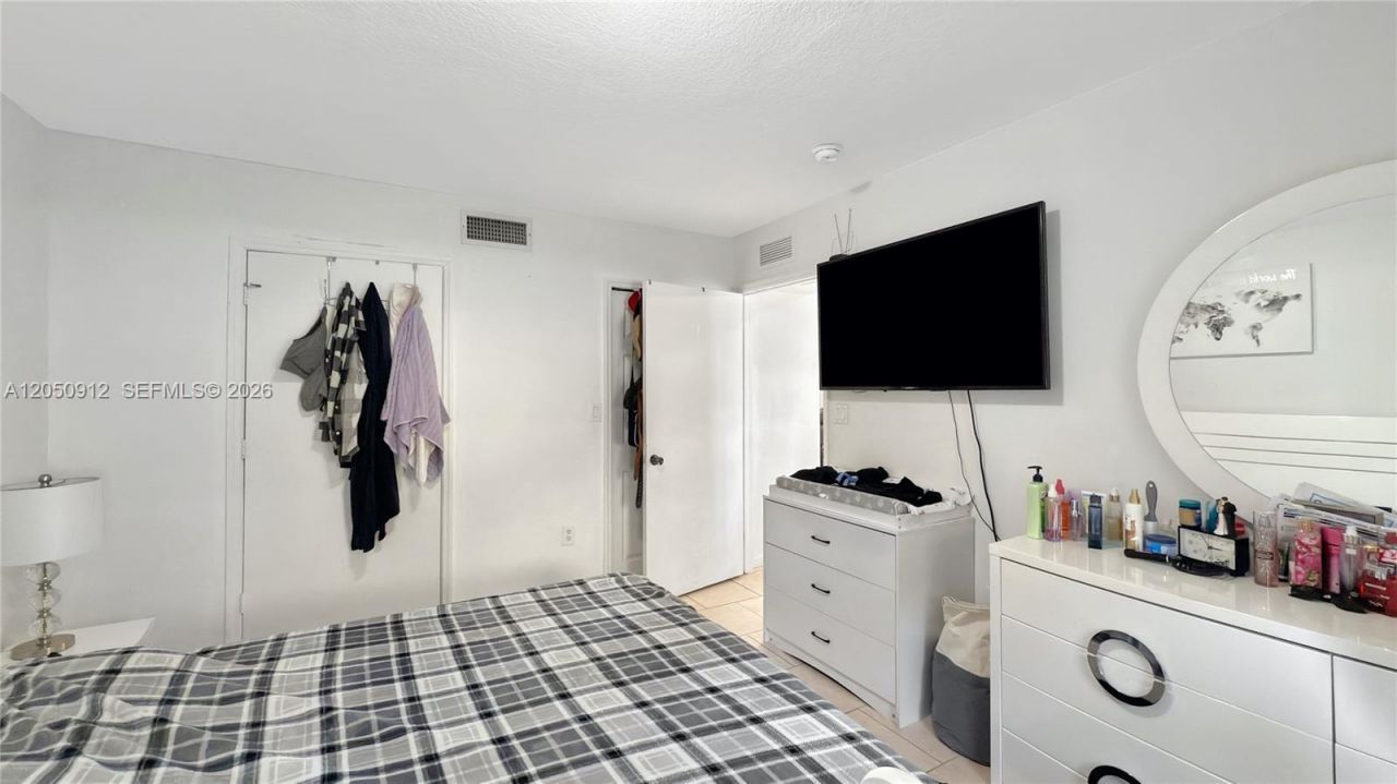 3395 NE 9th St, Unit 101, Homestead, FL 33033 Photo