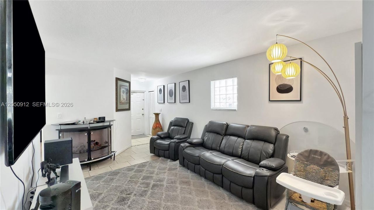 3395 NE 9th St, Unit 101, Homestead, FL 33033 Photo