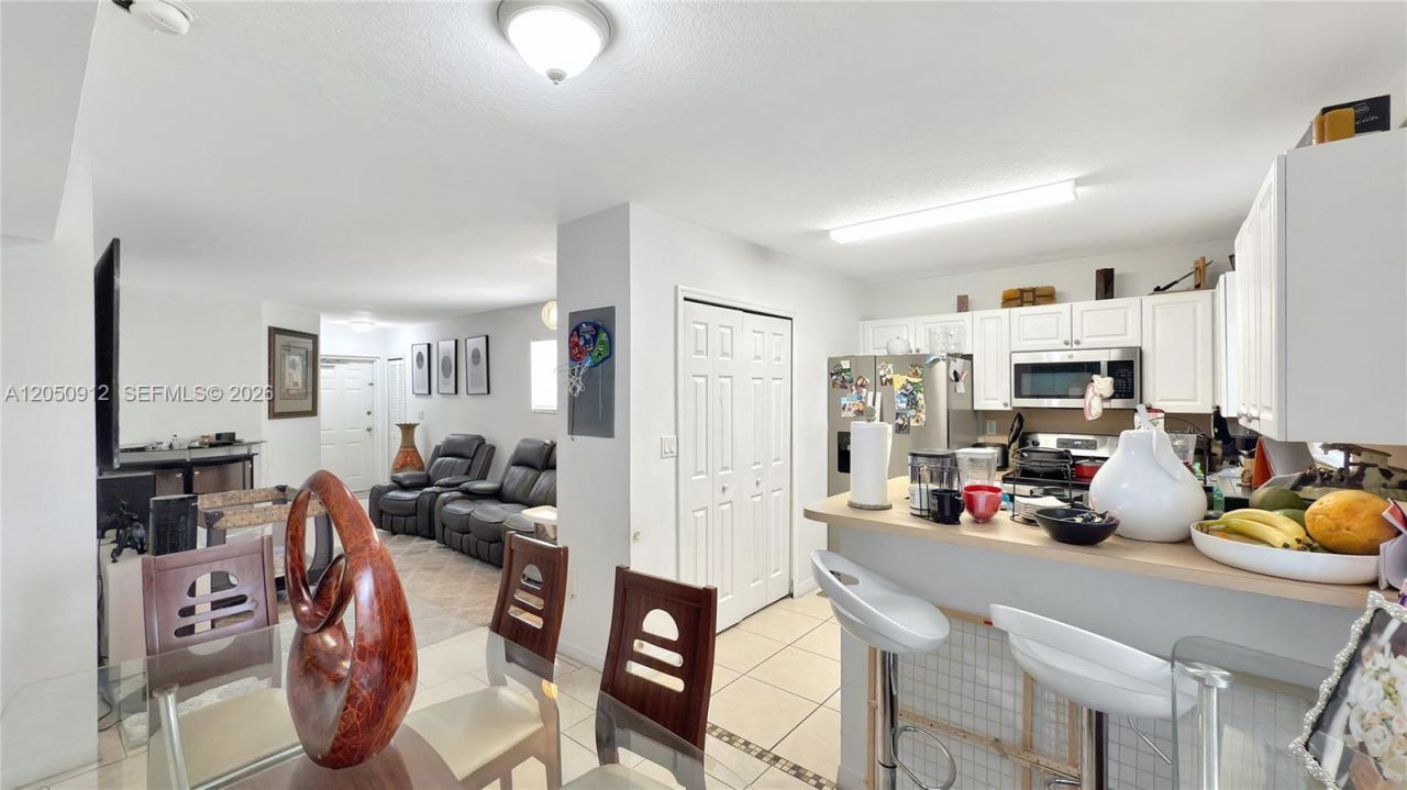 3395 NE 9th St, Unit 101, Homestead, FL 33033 Photo