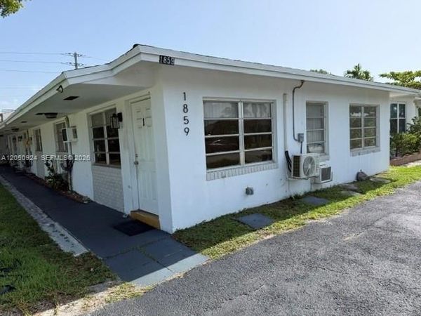 1859 Wiley St, Unit 3, Hollywood, FL 33020