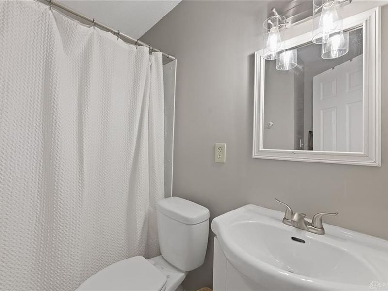 906 Tradewind Drive, Mason, OH 45040 Photo 11