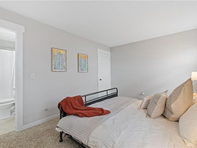 906 Tradewind Drive, Mason, OH 45040 Photo 12