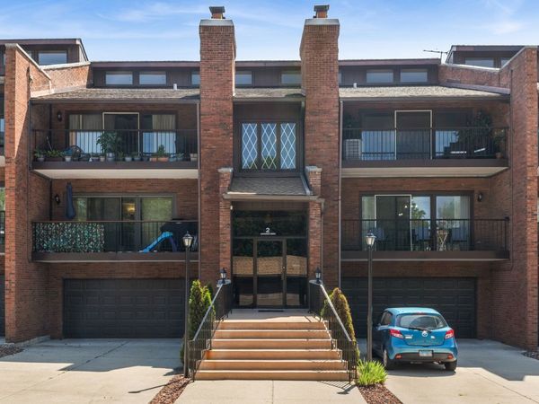 2 Cinnamon Creek Drive , Unit 1S, Palos Hills, IL 60465