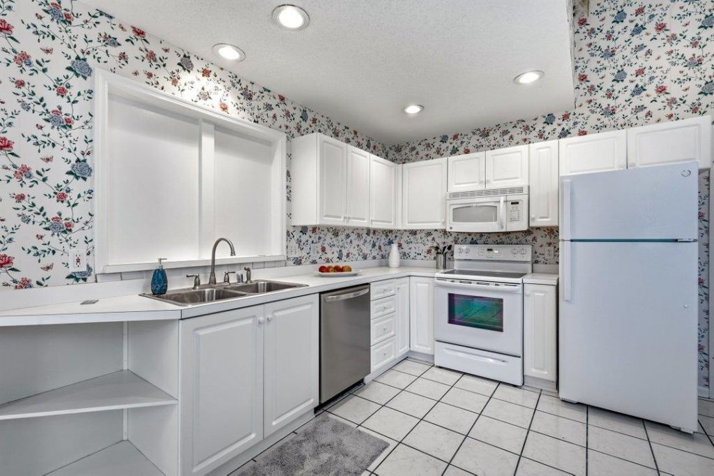914 Tilghman Forest Dr.  Photo 11