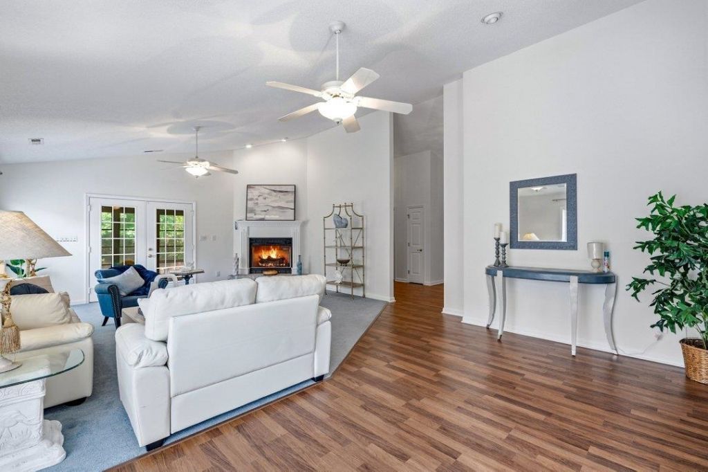 914 Tilghman Forest Dr.  Photo 4