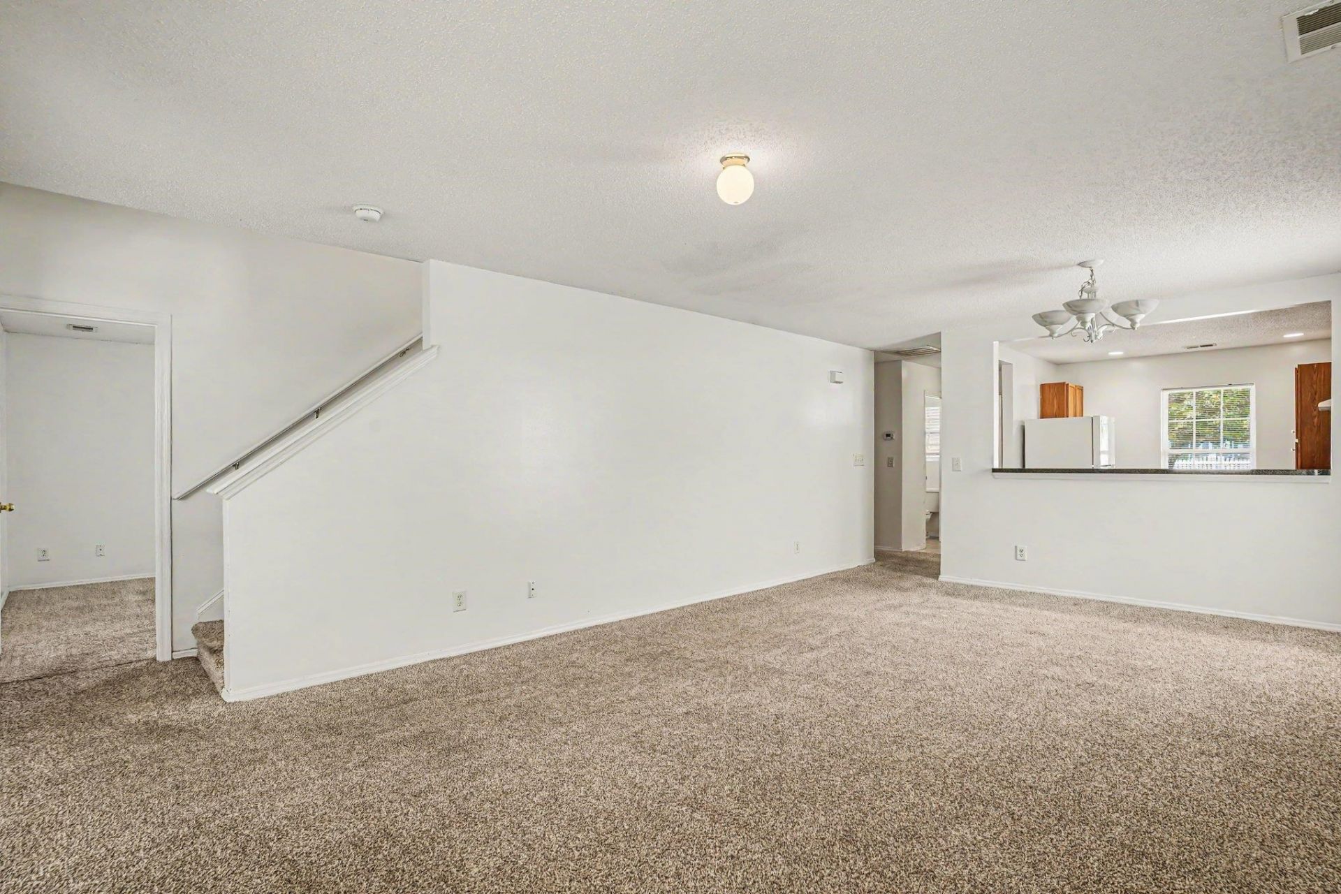 396 Bellegrove Dr.  Photo 10