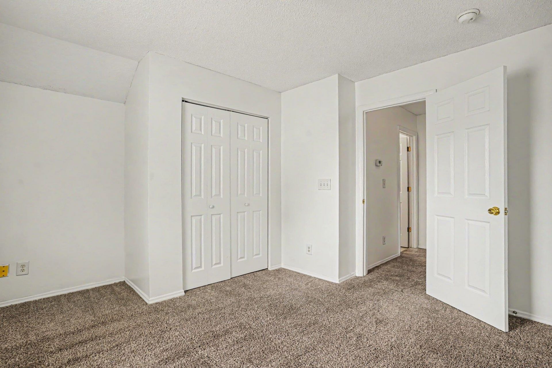 396 Bellegrove Dr.  Photo 22