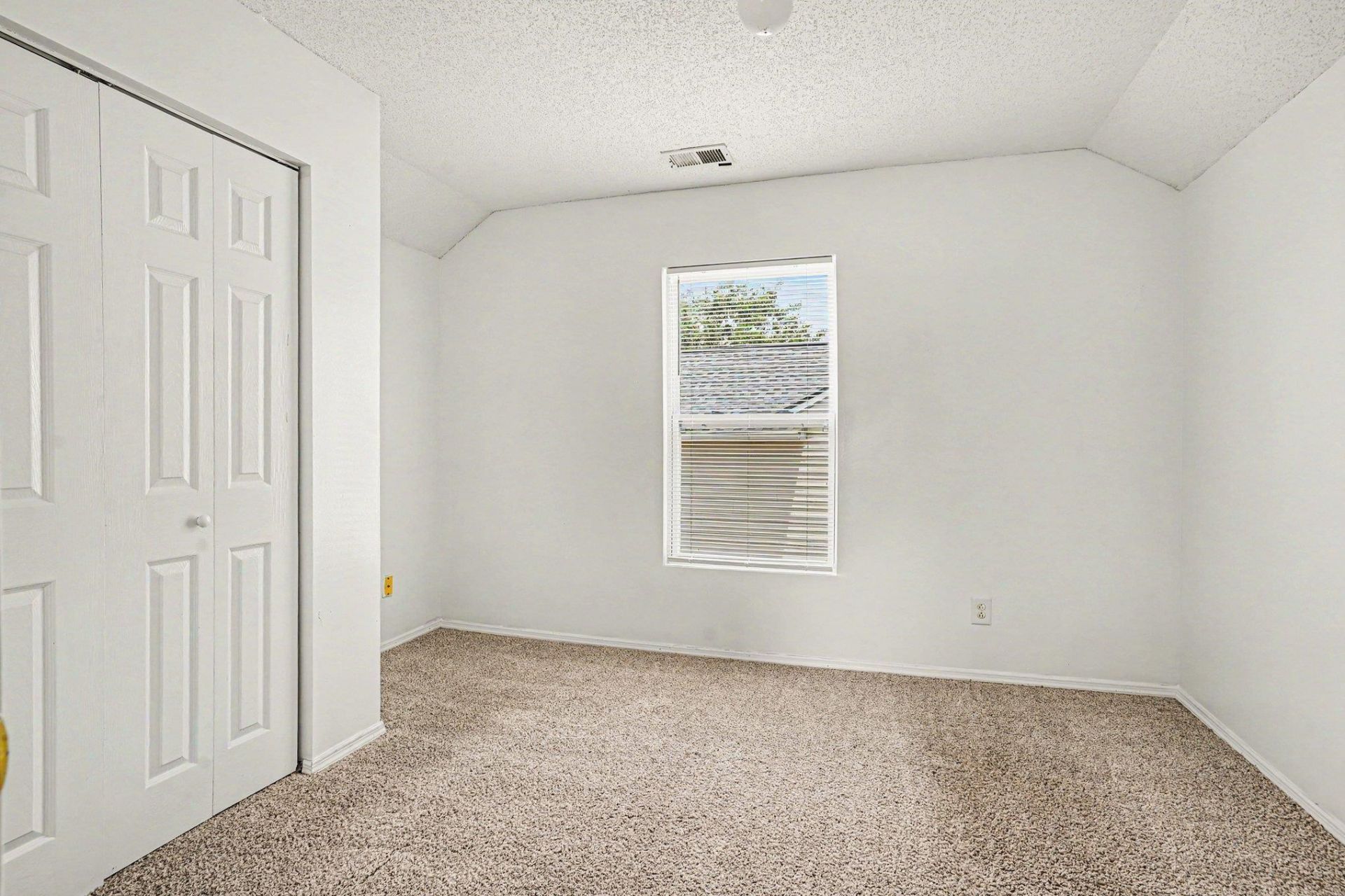 396 Bellegrove Dr.  Photo 23