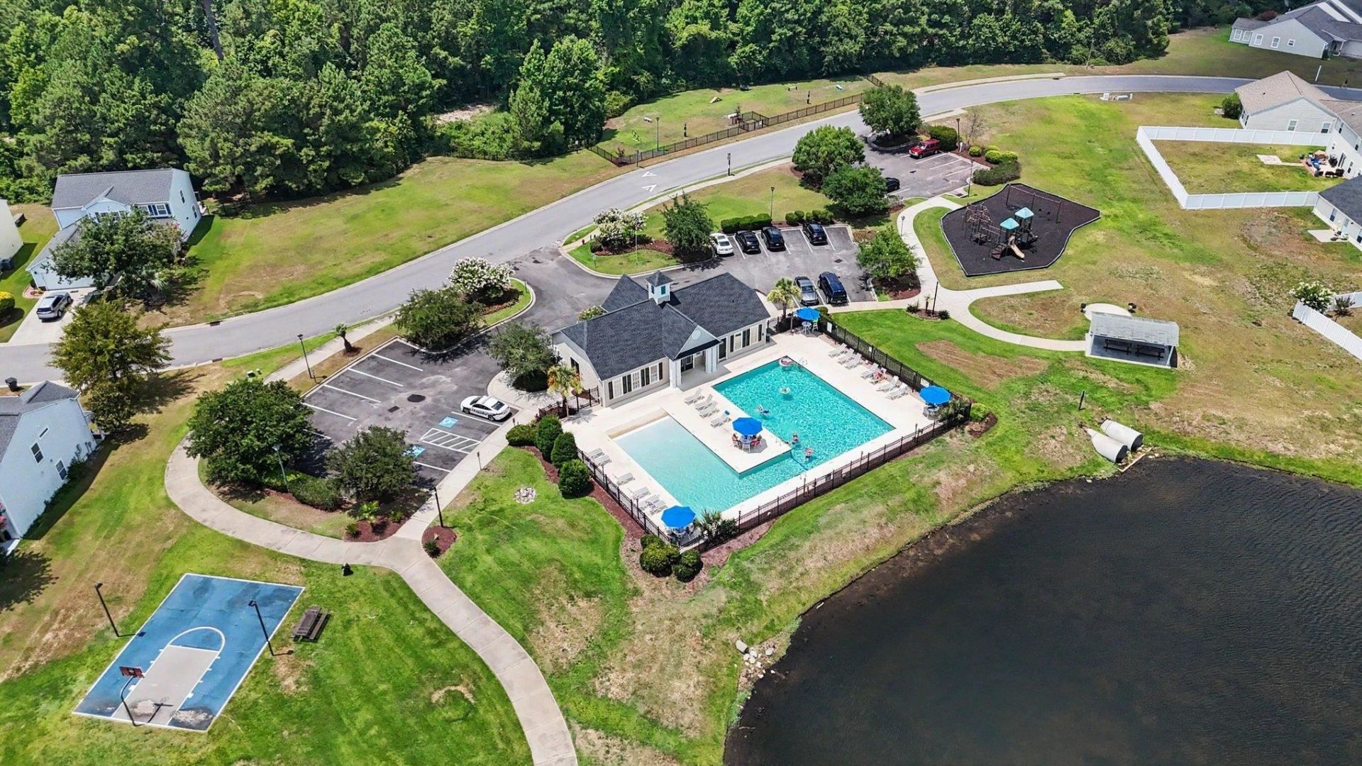 396 Bellegrove Dr.  Photo 35