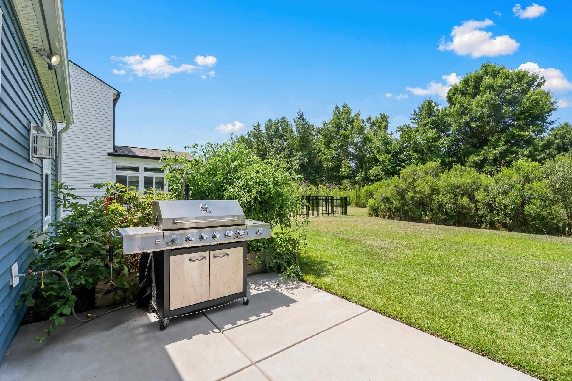 2626 Ellesmere Circle  Photo 29