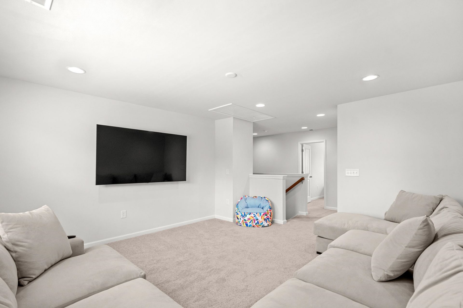 2626 Ellesmere Circle  Photo 41