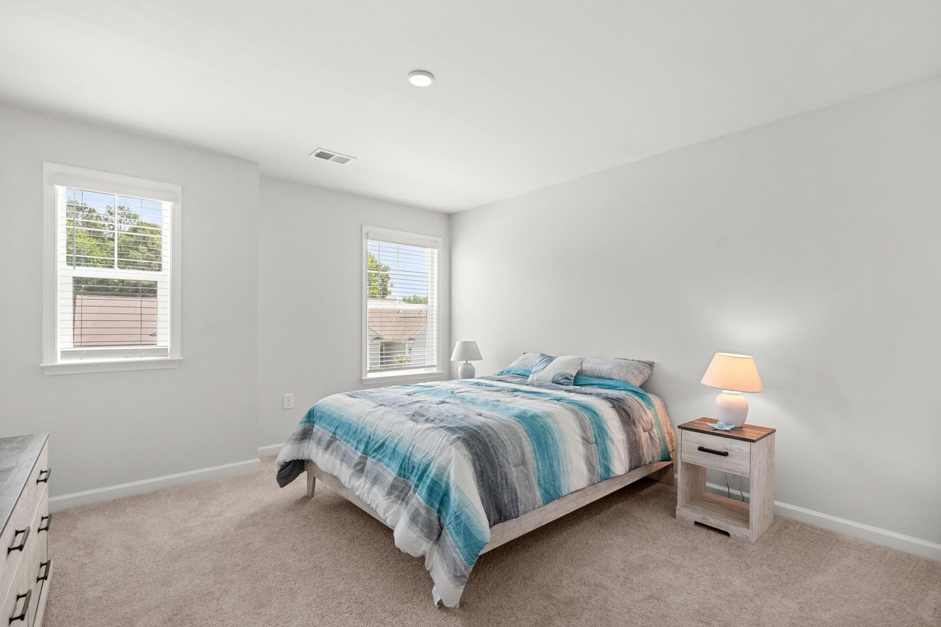 2626 Ellesmere Circle  Photo 43