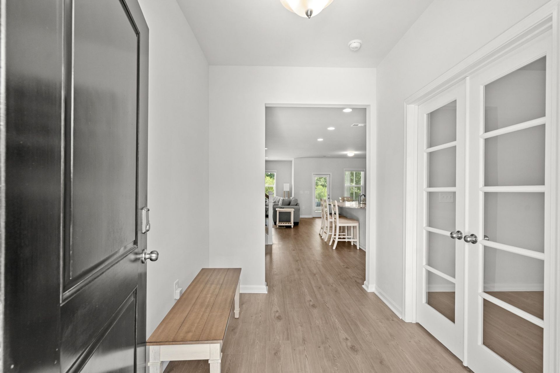 2626 Ellesmere Circle  Photo 5