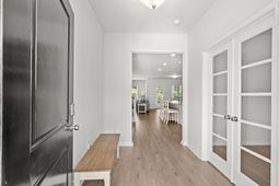 2626 Ellesmere Circle  photo 4