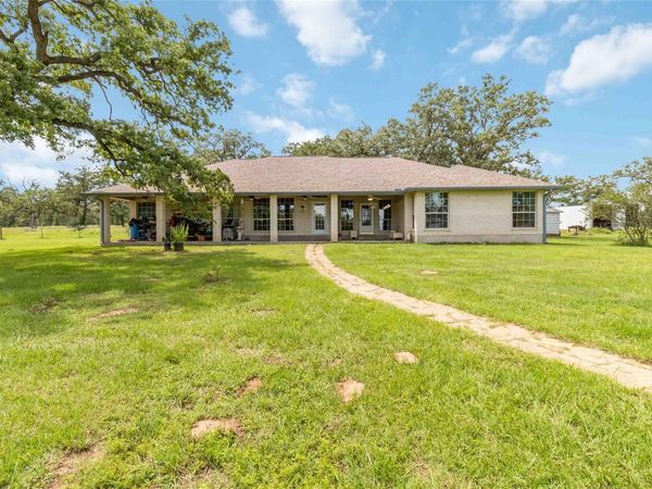 1208 Jeddo RD, Rosanky, TX 78953
