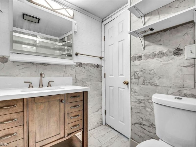 7218 Grove Avenue, Oakwood Village, OH 44146 Photo 19
