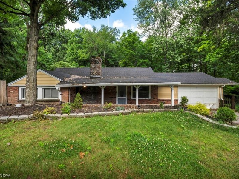 7218 Grove Avenue, Oakwood Village, OH 44146 Photo 3