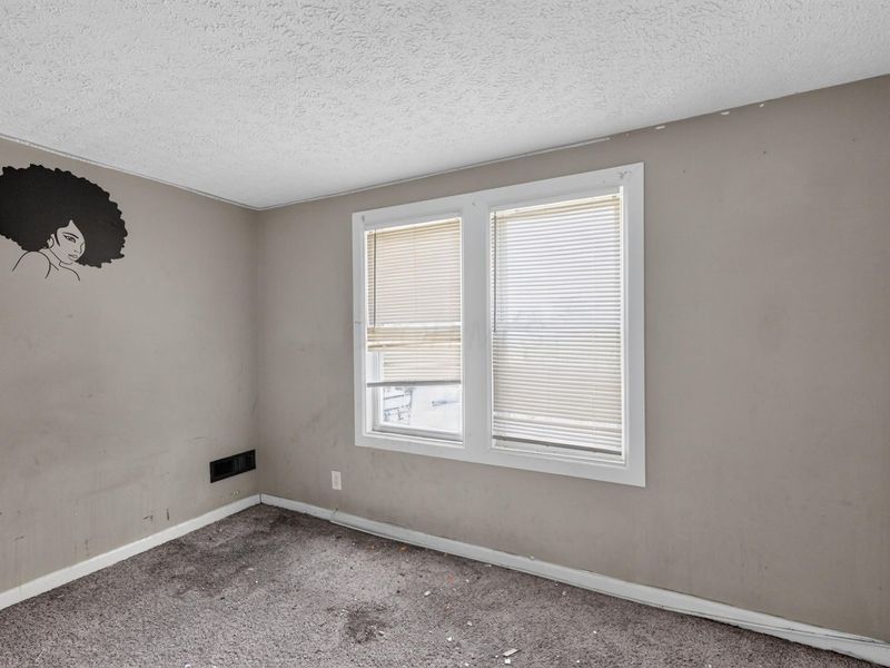 176 S Burgess Avenue , Columbus, OH 43204 Photo 11