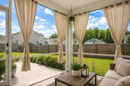 335 Spruce Ivy Street photo 4