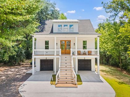 1216 Old Towne Road Charleston, SC 29407