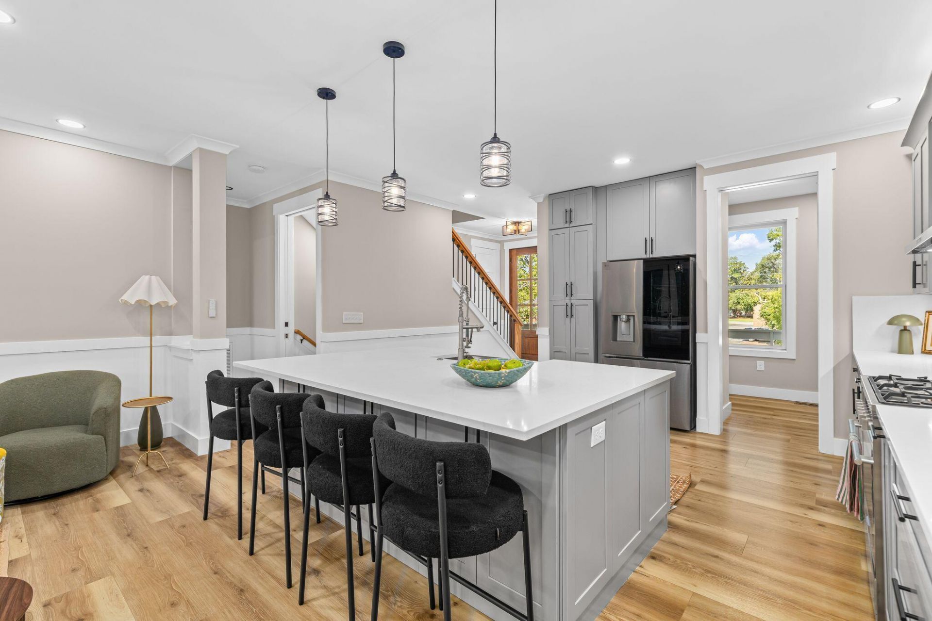 1216 Old Towne Road Photo 9