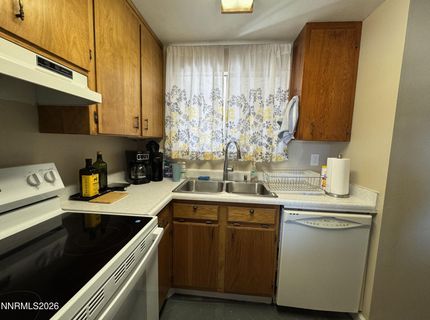 1332 Toiyabe Avenue, Gardnerville, NV 89410 Photo