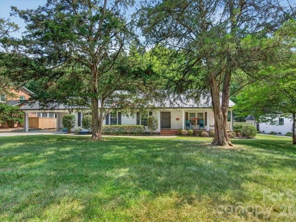 4124 Bridgewood Lane, Charlotte, NC 28226