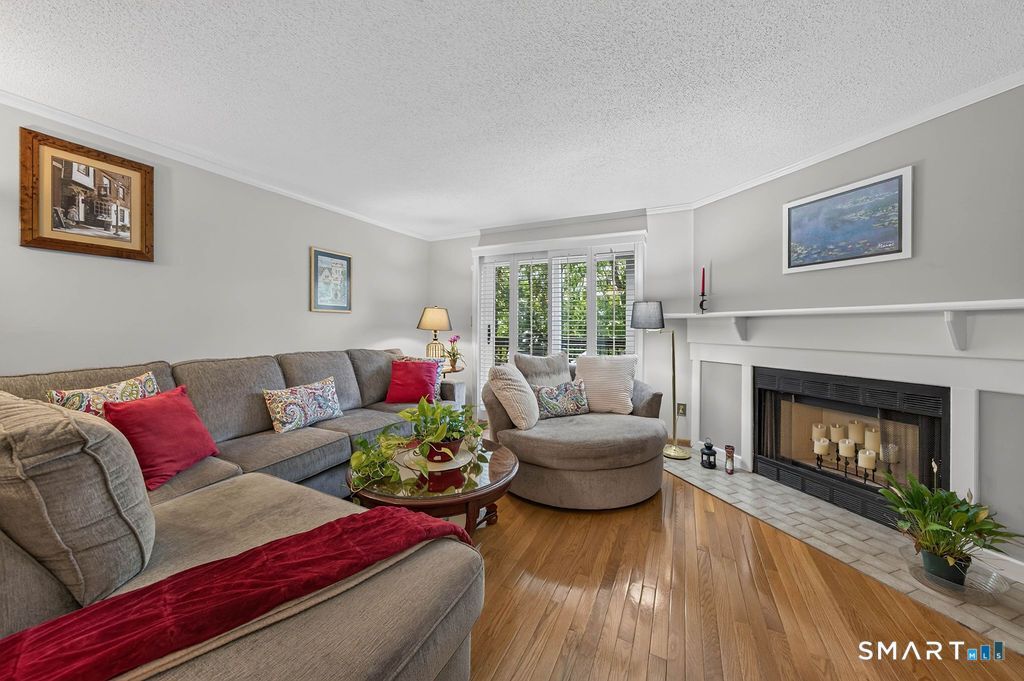 40 Foxon Hill, Unit L47, New Haven, CT 06513 Main Photo