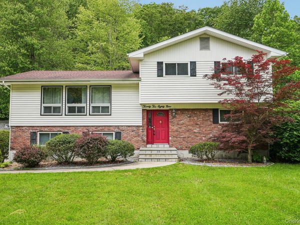 2289 Sultana Drive , Yorktown Heights, NY 10598