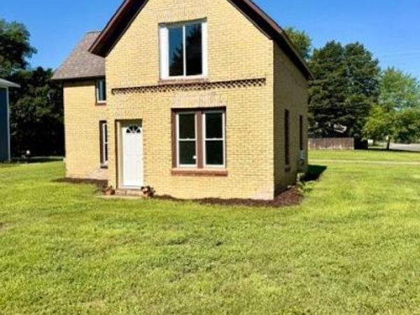 715 5th Street NE, Little Falls, MN 56345