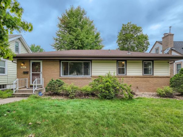 3845 Vera Cruz Avenue N, Robbinsdale, MN 55422