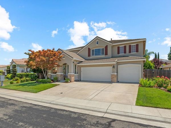 2765 Mccloud Way, Roseville, CA 95747