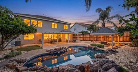 2765 Mccloud Way, Roseville, CA 95747 Photo